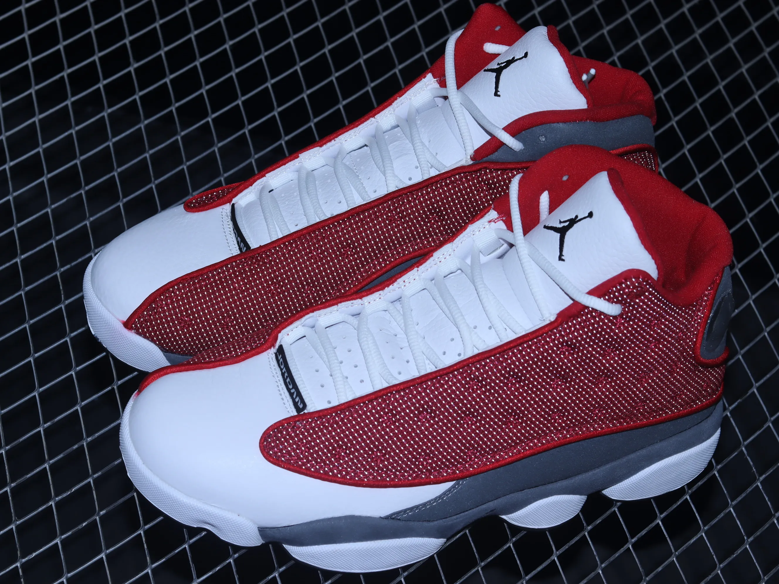 All categories Air Jordan Jordan series basketball shoes Air Jordan 13 pure original special price Air Jordan 13 Retro AJ13 white gray red 3M reflective DJ5982-600